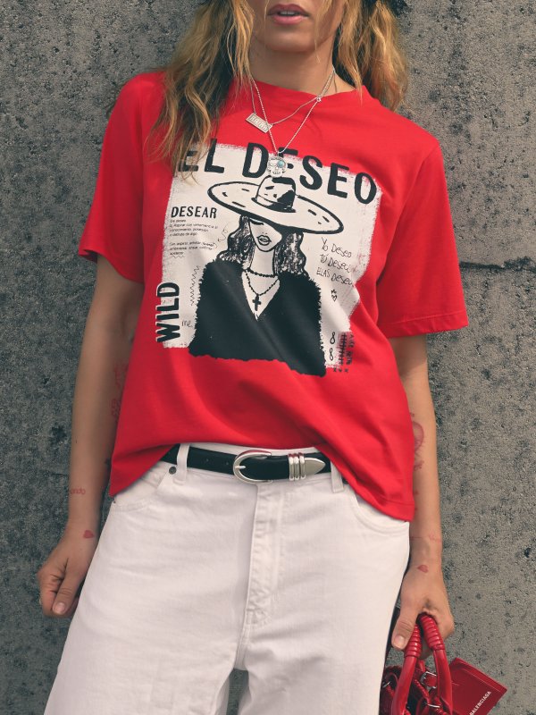 CAMISETA ROJA "DESEO"
