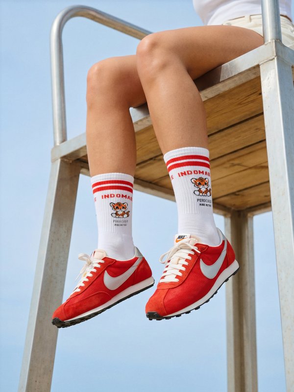 CALCETINES ''INDOMABLE" BLANCO