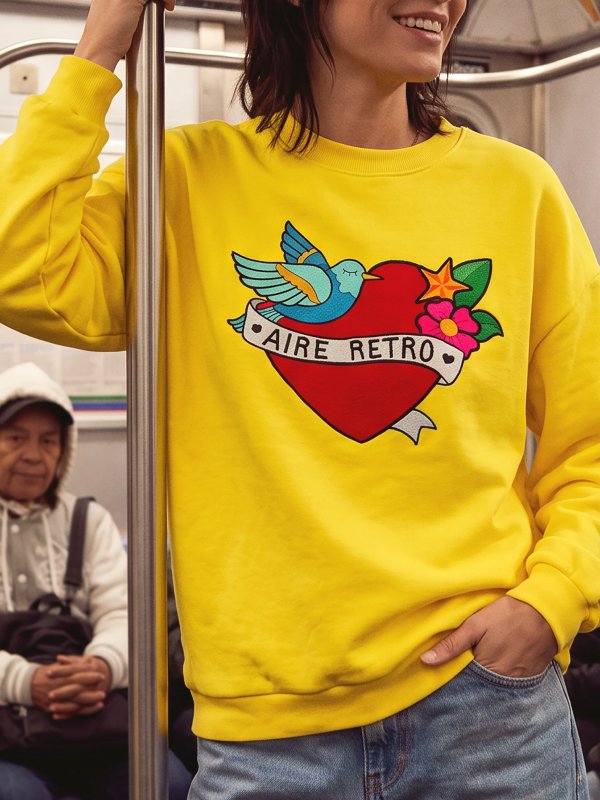 SUDADERA BORDADA "CORAZÓN"