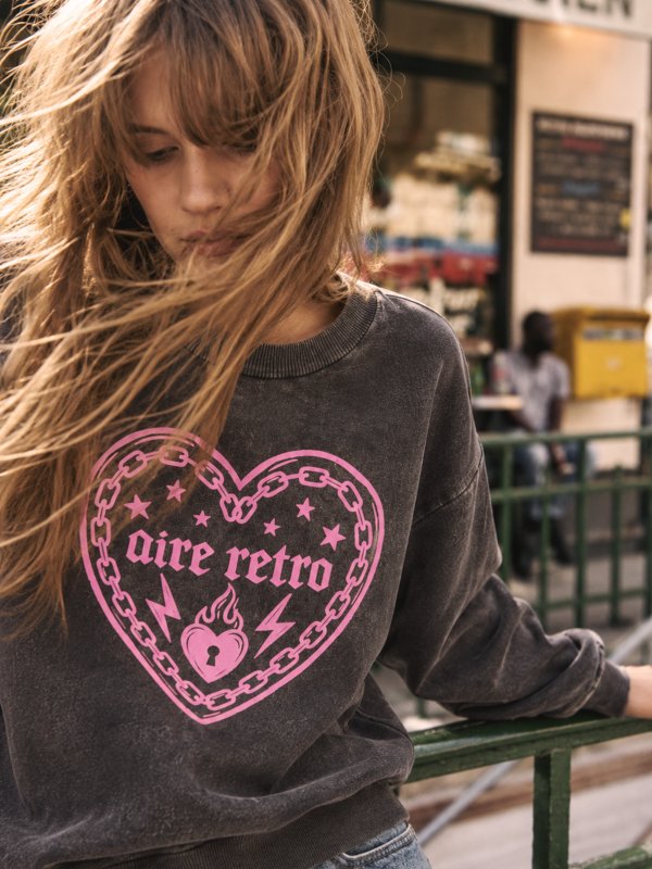 SUDADERA "CORAZÓN" FADE OUT